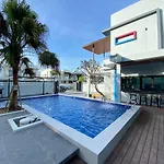 De\' Impiiana Villa Johor 1St Waterfalls Villa No Party And Event